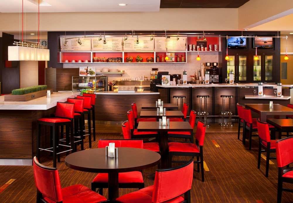 Готель Courtyard Melbourne West Екстер'єр фото