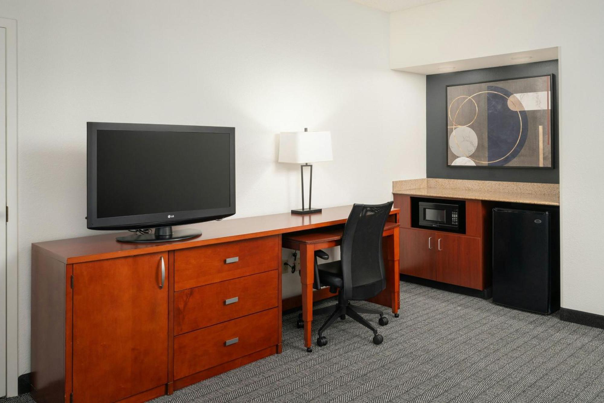 Готель Courtyard Melbourne West Екстер'єр фото