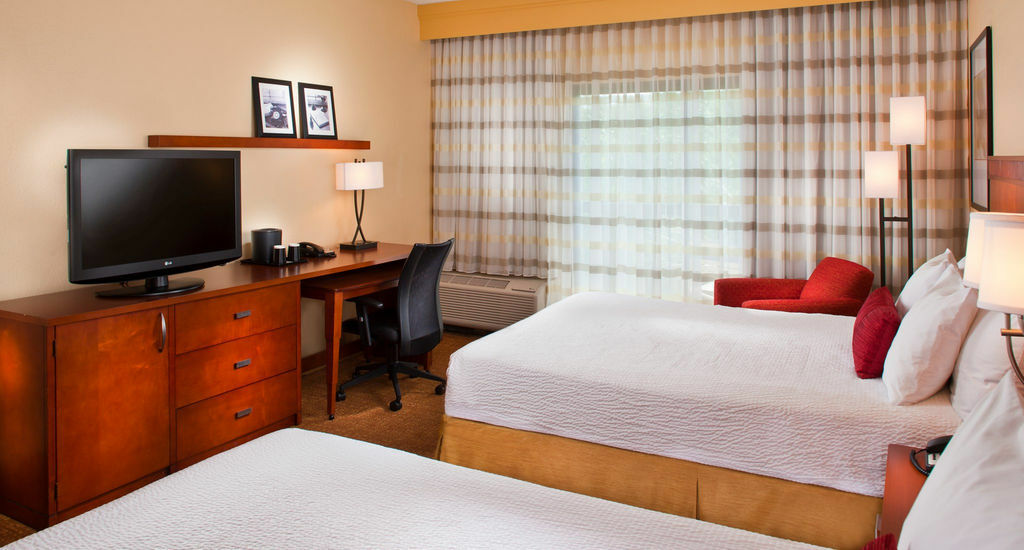 Готель Courtyard Melbourne West Екстер'єр фото